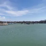 6 Person In *